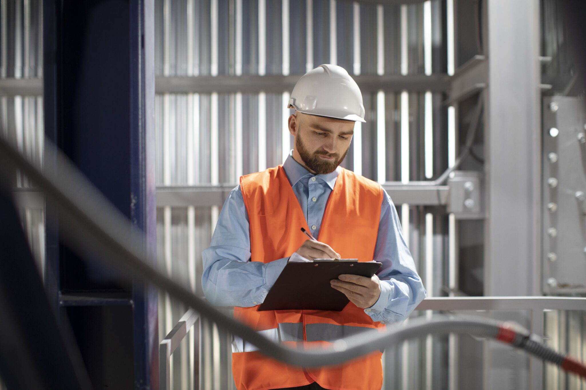 pessoa-que-trabalha-na-construcao-civil (1)